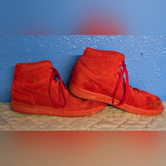 Air Jordan 1 Retro Red Suede Size 13 - Picture 1 of 7